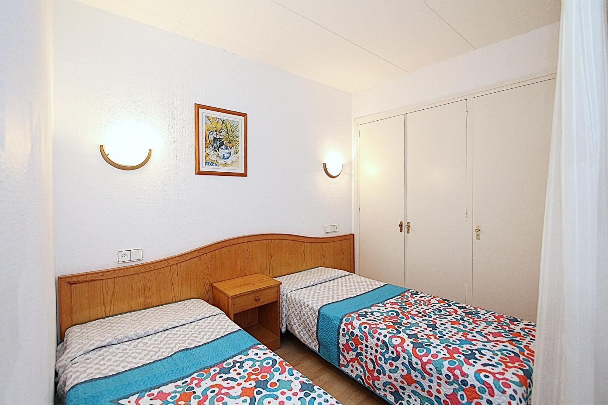 Apartaments Nàutic Lloret de Mar Quarto foto