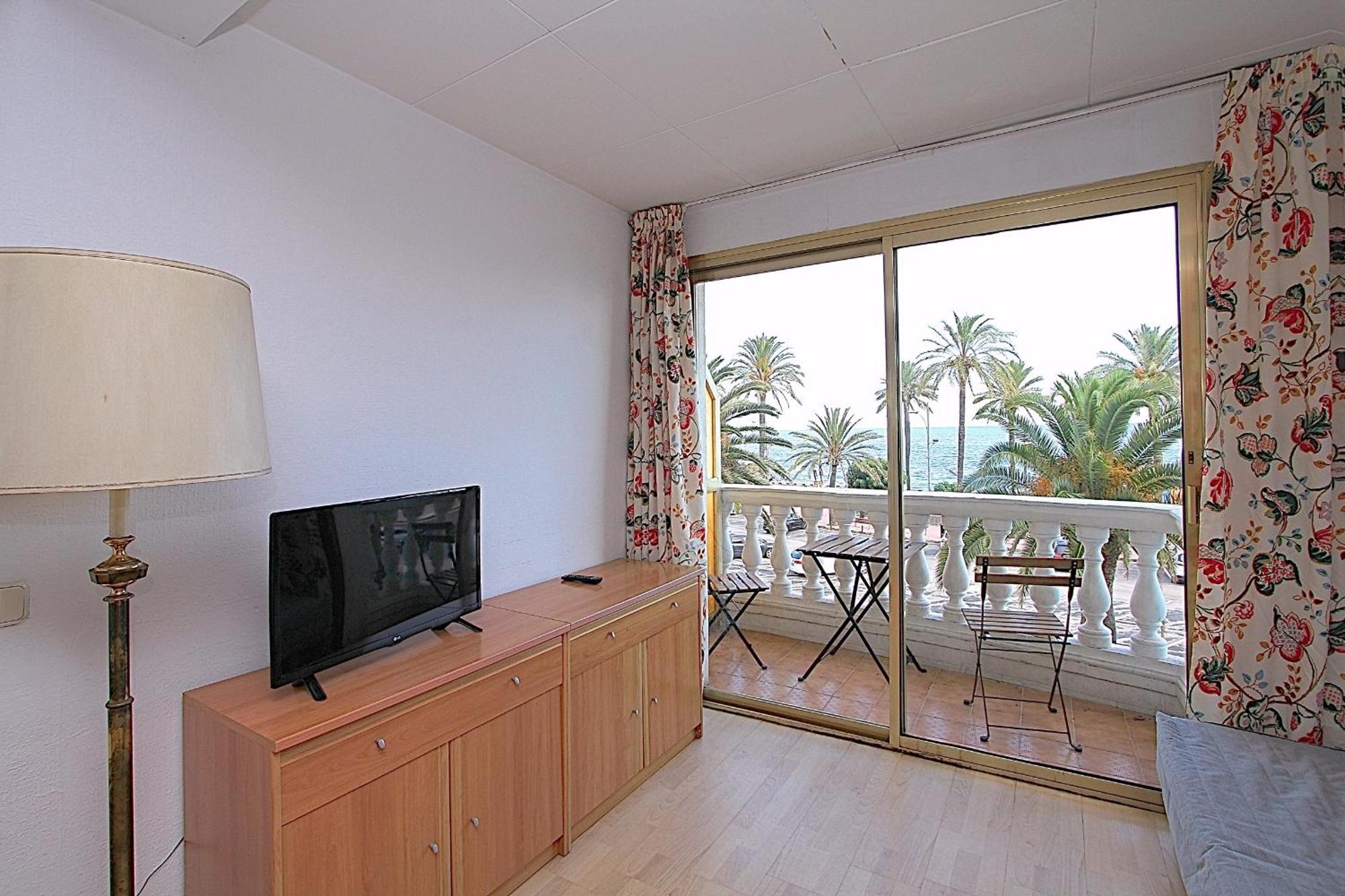 Apartaments Nàutic Lloret de Mar Quarto foto